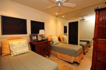 Castle Kiahuna Plantation And The Beach Bungalows