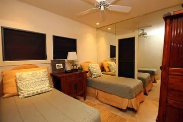 Castle Kiahuna Plantation And The Beach Bungalows