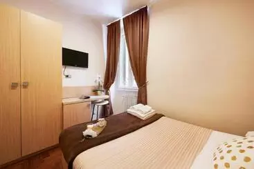 客栈  La Piccola Maison