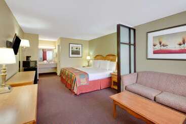 בית מלון כפרי Baymont By Wyndham Terrell