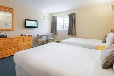 ホテル Fernie Slopeside Lodge