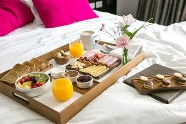 هتل Mio Buenos Aires