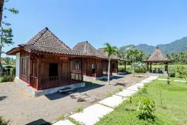 Hotel Balkondes Duta Menoreh