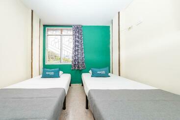 ホテル Ayenda Danilo