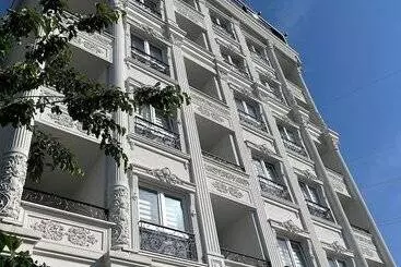 Aparthotel White House Apart