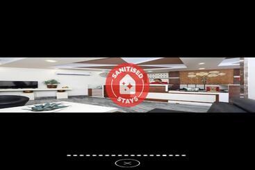 בית מלון כפרי Pop 82746 Comfort Inn Guest House