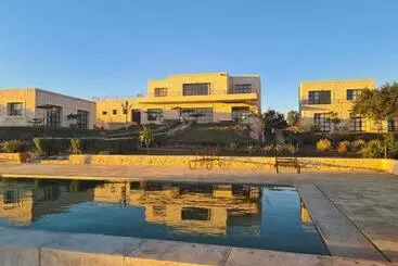 ペンション Tassourt Lodge