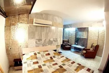 Hotel Garant