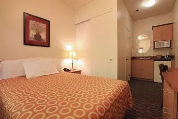 هتل Quality Inn San Diego Downtown North