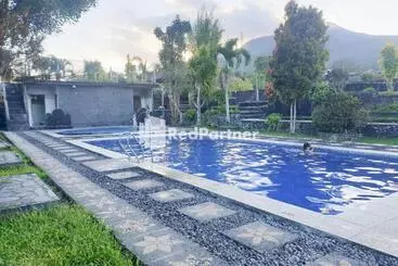 Hotel Arlina S Guest House Kintamani Redpartner