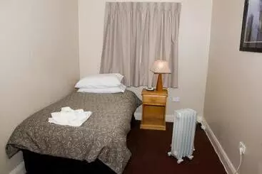 ユースホステル The Alpine