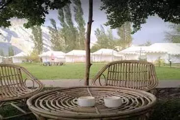 Hotel Paradise North Camp