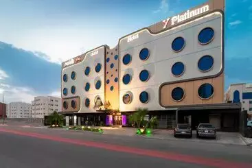 هتل Y Platinum