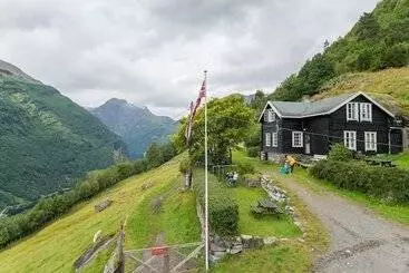 コテージ Westerås Gard