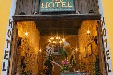 هتل Gran Plaza Euromaya