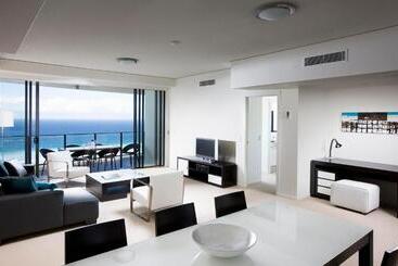 בית מלון כפרי Mantra Sierra Grand