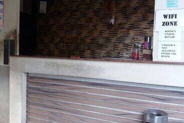 Hotel Bee Hub Pension