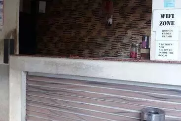 ホテル Bee Hub Pension