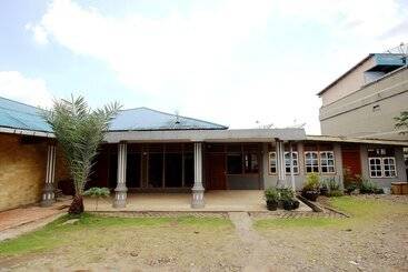 Spot On 2825 Hotel Mutiara