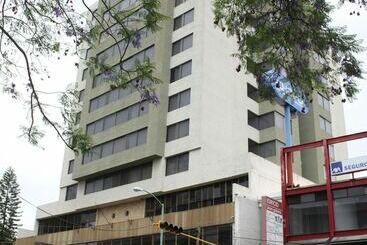 Parador Del Río By Flamingo Hotels Group