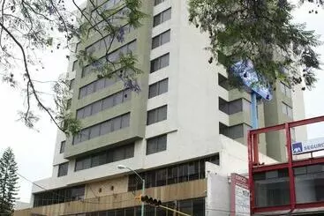 Parador Del Río By Flamingo Hotels Group