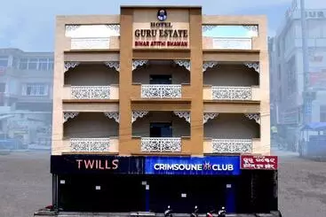 هتل Guru Estate