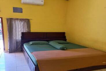 호텔 Penginapan Zakura