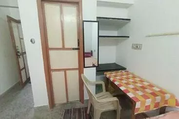 ペンション Shankara Guest House