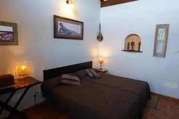 교외 호텔 Albergue Bioclimático Sabinares Del Arlanza