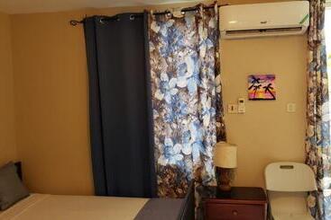 هتل آپارتمان Wins On The Beach