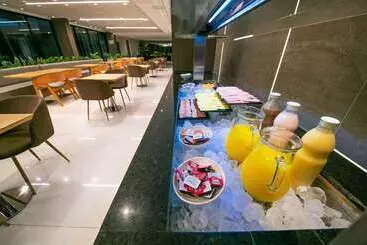 هتل Hilton Garden Inn Santiago Del Estero