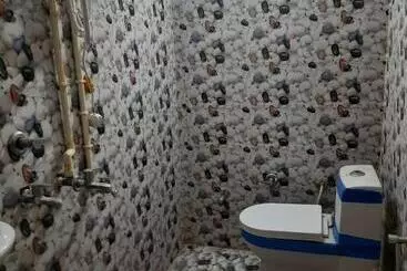 Staymaker Hotel Raj Ganga