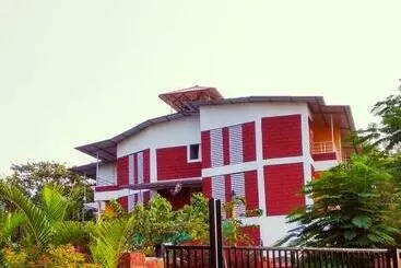 Herberge Pinacle Inn