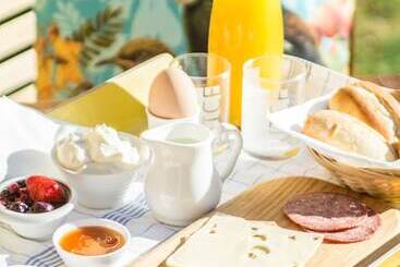 호텔 Abel Tasman Lodge