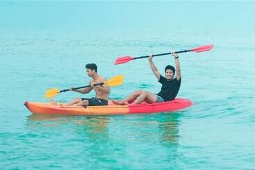 Hotelli Chaithalay Khanom Resort