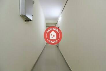 ホテル M & M Rooms By Oyo Rooms