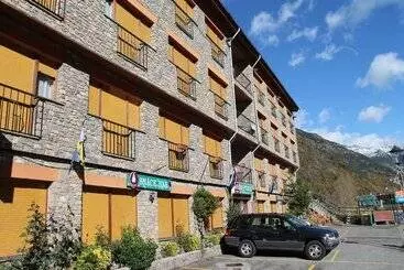 Hostal Apartamentos Anem 3000