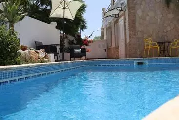 Hostal La Paloma Ii   Hotel Calpe Grupo