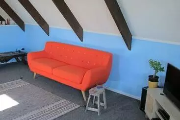 تختخواب و صبحانه Chez Tiaré   The Loft Apartment