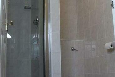 پانسیون The Sportsman Chalets