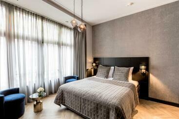 Отель Cavallaro