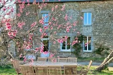 ベッドアンドブレックファースト La Breizhidence