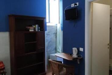 アパートメント Affittacamere A Posada