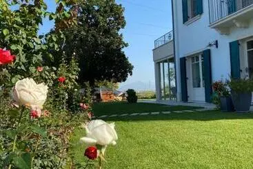 Aamiaismajoitus (B&B) Roseto Holidays Azzurro