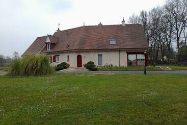 مبيت وإفطار Chez Sally Et Mario