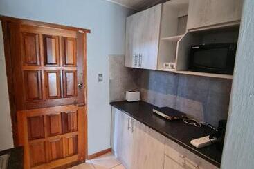 Pensionat Mia Hills Guest House