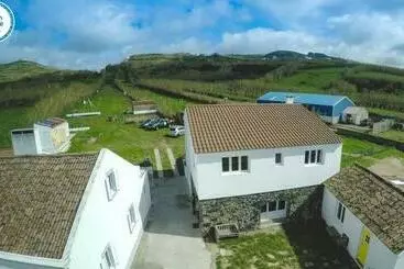 ペンション Casa Das Camarinhas Raal 542  Casa Partilhada