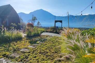 בית מלון כפרי Batur Water Park Villa