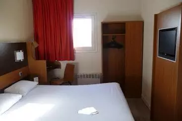 فندق F1 Maurepas