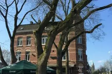 تختخواب و صبحانه Chez Hélène Luxury Bnb